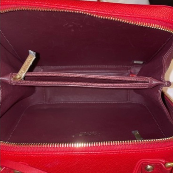 Chanel - Picture 8 of 9